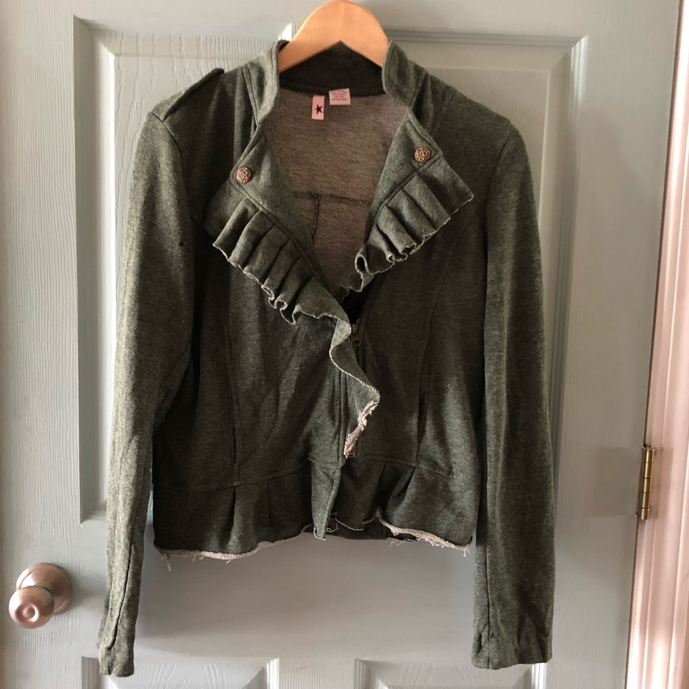 Ruffled knit jacket